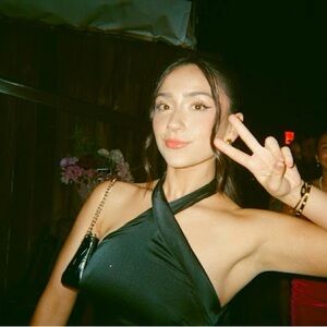 Meet your Posher, Andrea